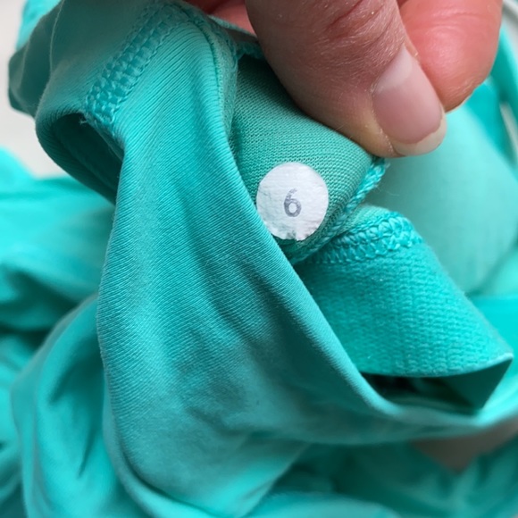 Lululemon Wrap it Up tank Bali Breeze size 6 - Picture 5 of 5